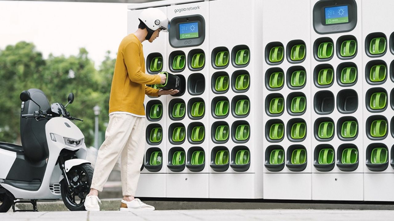 Bangalore Metro partners with SUN Mobility to launch EV Battery-Swapping stations