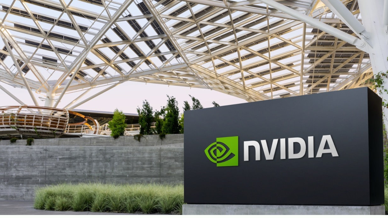 “Nvidia Plans to Produce up to Half a Trillion Dollars of AI Infrastructure in the US”—Marking a Historic Shift Toward Domestic Manufacturing