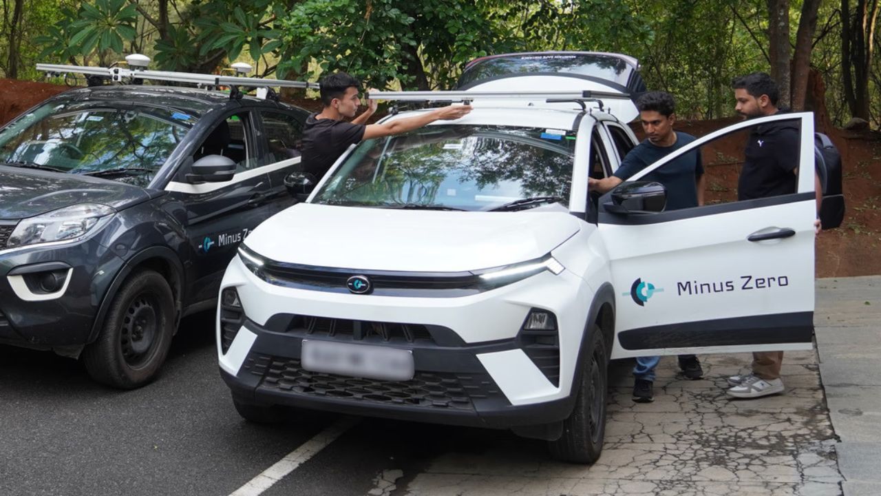 India’s First Autopilot Car Just Hit the Streets – Here’s What It Can Do
