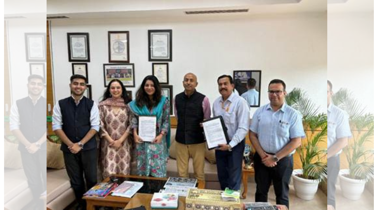 DPIIT and YourStory Join Hands to Empower 1 Million Grassroots Entrepreneurs via Regional Language Stories