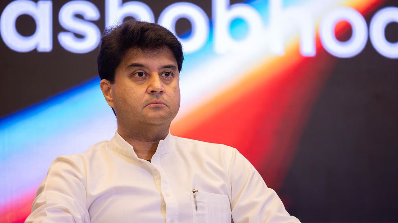 Scindia Drops Bombshell on Telecom Frauds, Reveals Massive AI Crackdown