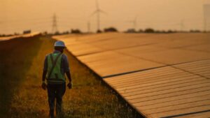 India’s Renewable Energy Problem: Why Green Power Is Going to Waste