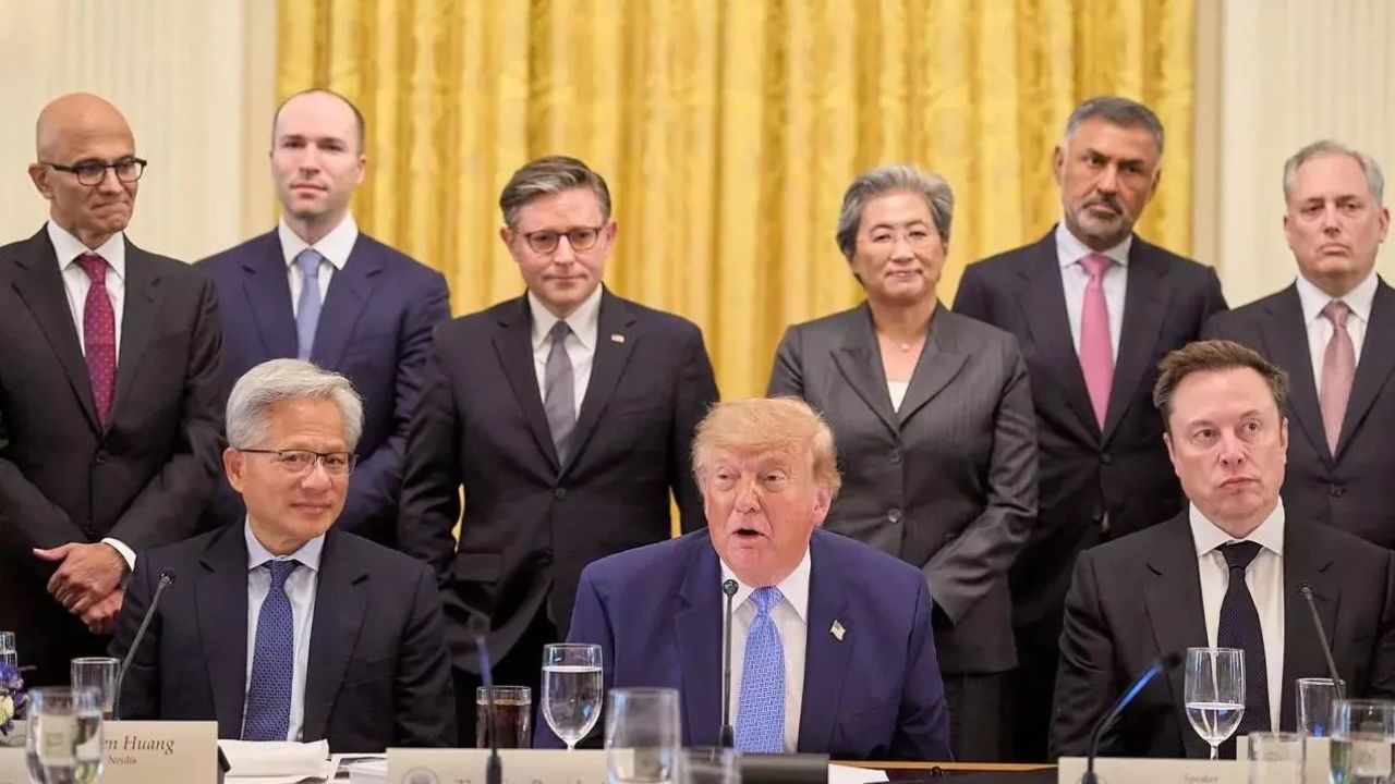 AI Safety Gets a White House Pact: Trump and Tech Giants Sign Accord